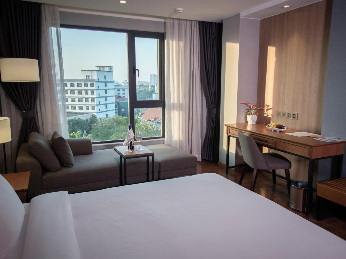 Prince Hotel Hotel Yangon